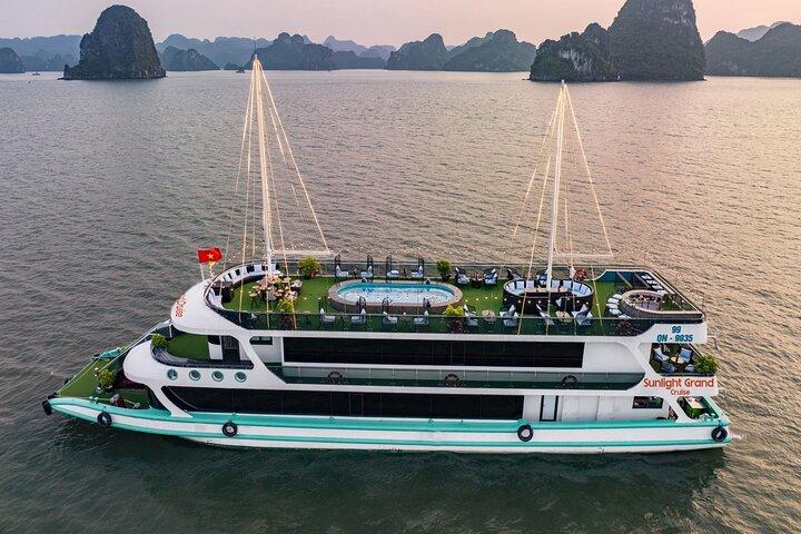 Ha Long Bay Day Tour by 5-Star Sunlight Grand/Crystal Cruise