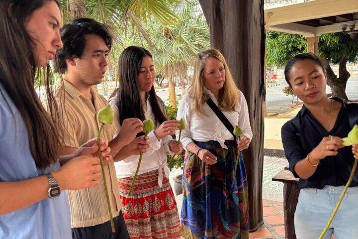 Private Morning Сeremony in Wat Chalong (Chaithararam Temple)