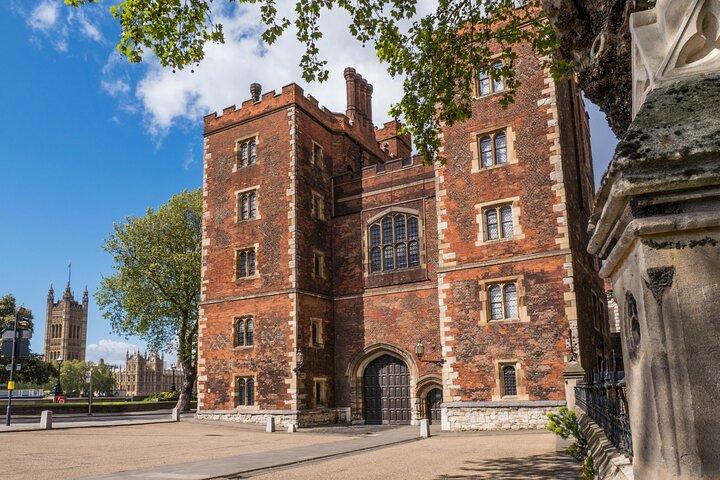Thomas Cromwell’s Wolf Hall Tudor London Walking Tour
