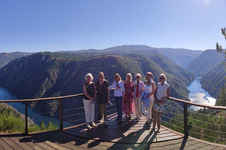 Private excursions in A Coruña from 5 to 11 passengers