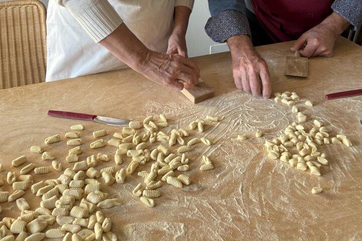 Lake Como Market Tour & Cooking Class with Annamaria