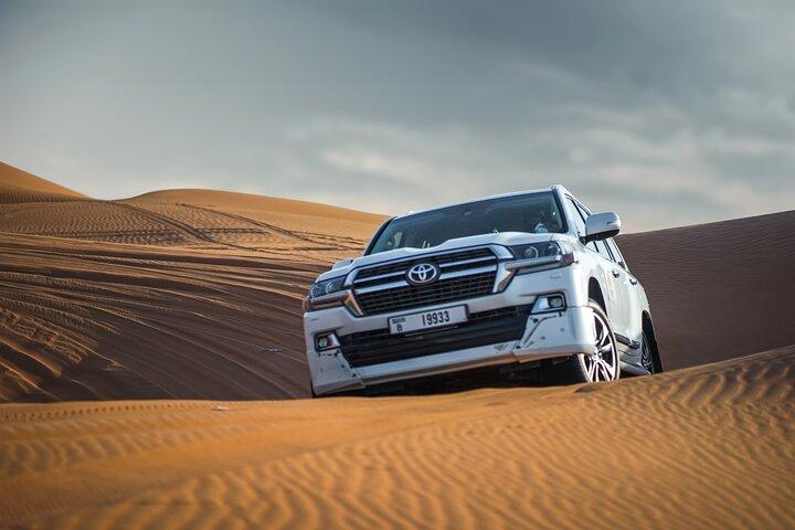 Premium Evening Desert Safari Dubai - 6hr with BBQ Dinner & Shows
