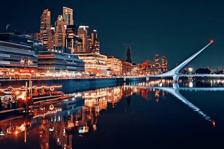 Night Experience in Buenos Aires with Local Guide