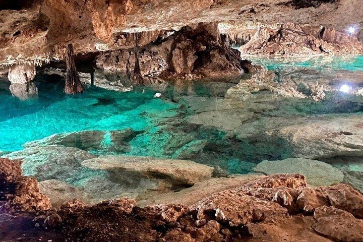Cancun: Sea turtles and Cenote Tour With Pick Up from your Hotel