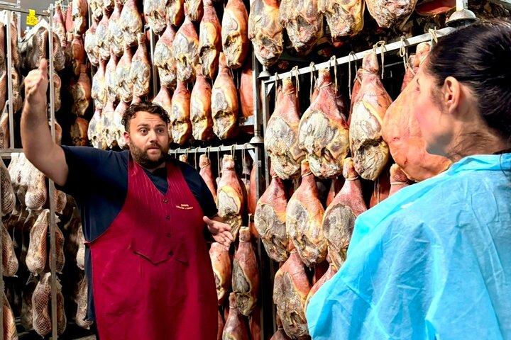 Modena Food Icons Tour: Parmigiano, Balsamico & Prosciutto