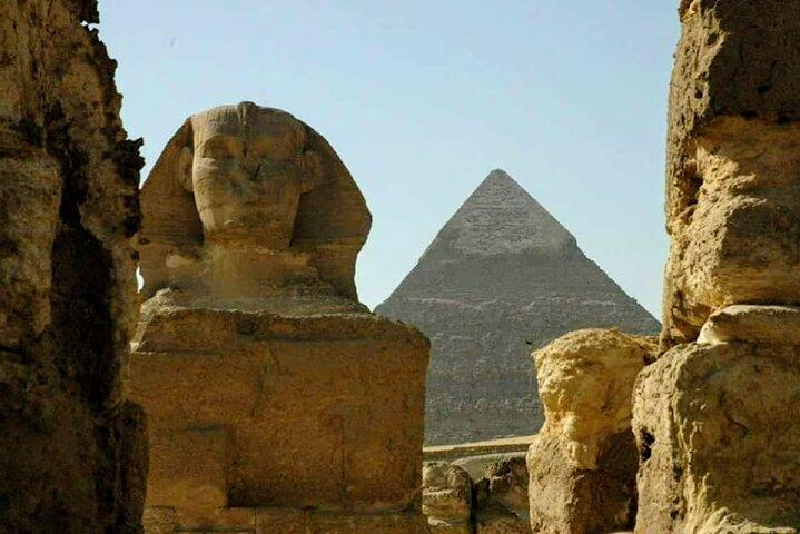 Private Giza Pyramids,Sphinx,camel,lunch, 2 tombs,Great Pyramid