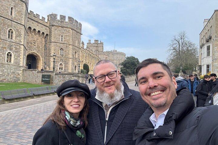 Windsor Castle Private Car Tour - Self Guided with Chauffeur