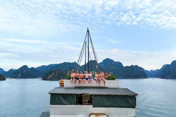 Oasis Bay Party Cruise Amazing Experience for Young Travellers