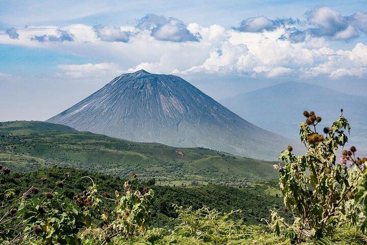3-Day Safari Adventure to Mount Ol Doinyo Lengai and Lake Natron