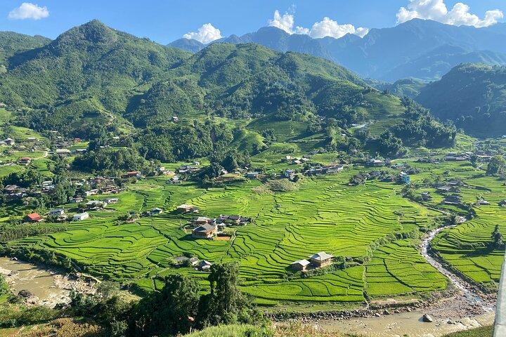 Small Group Sapa 21km Marathon Day Tour