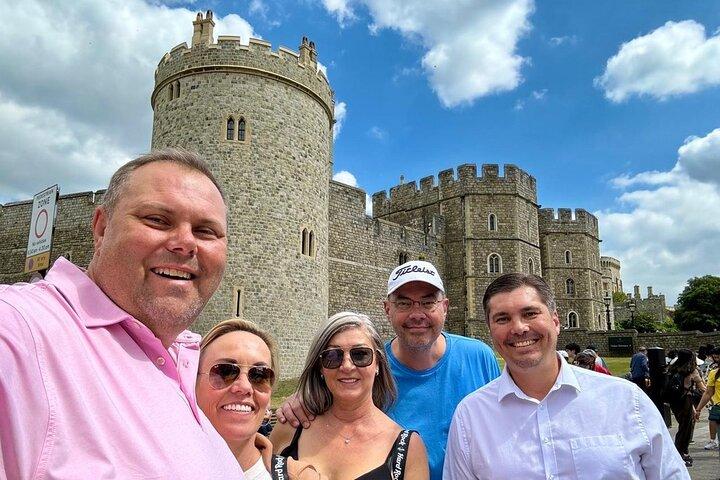 Windsor Castle and Eton College Private Car with Driver Guide