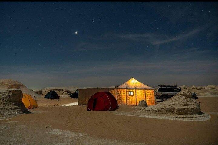 White Desert and Bahariya Oasis tour from Cairo