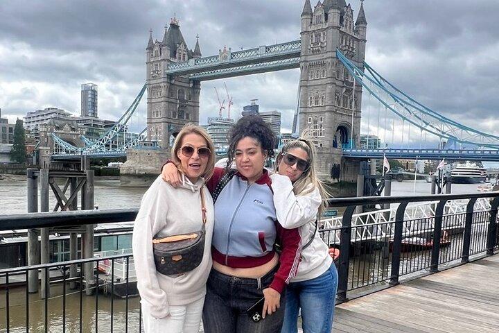 London Highlights Private Car with Driver Guide