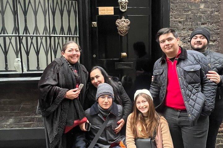 Magical Harry Potter London Film Locations with Driver Guide
