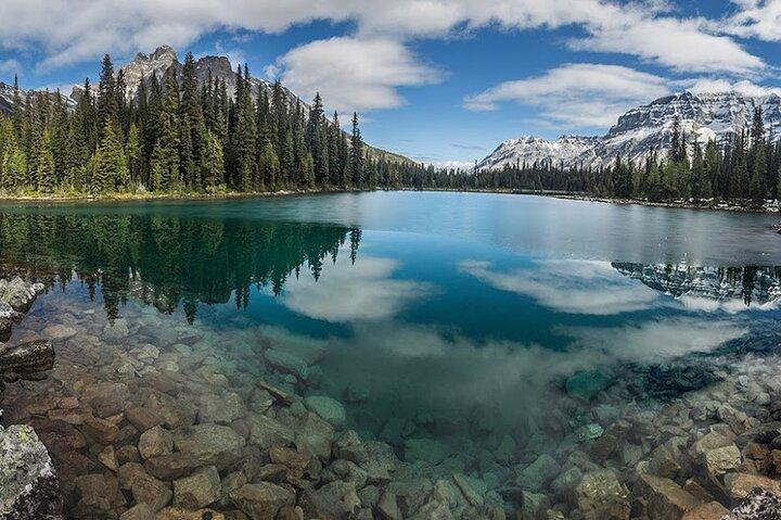Banff Lake Louise Moraine & Emerald Lake Tour