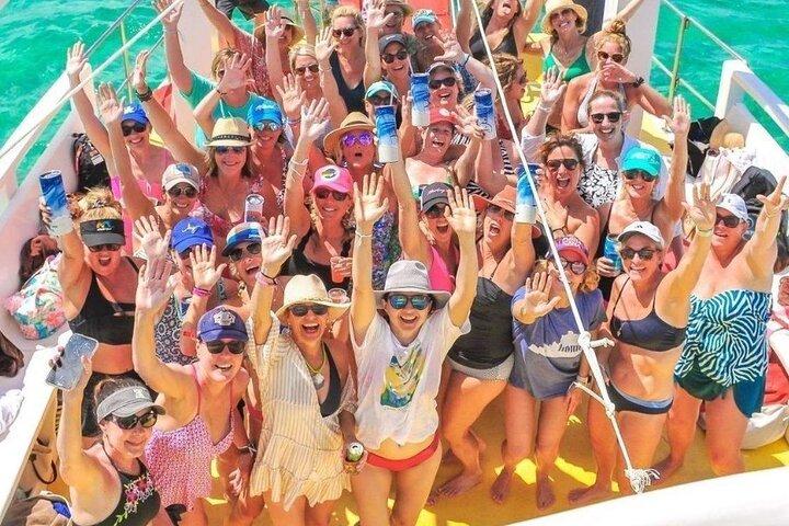 Punta Cana Booze Cruise, Snorkeling, Bar Entertainment Open Bar