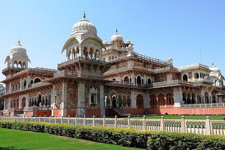 Discover Jaipur with The City Palace Tour