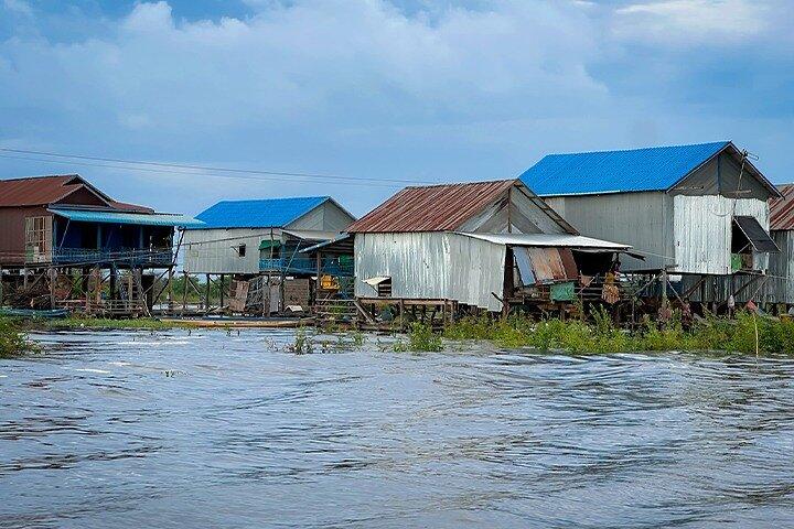 Sunset Tour of Kampong Phluk Stilts Home Village Small Group Tour