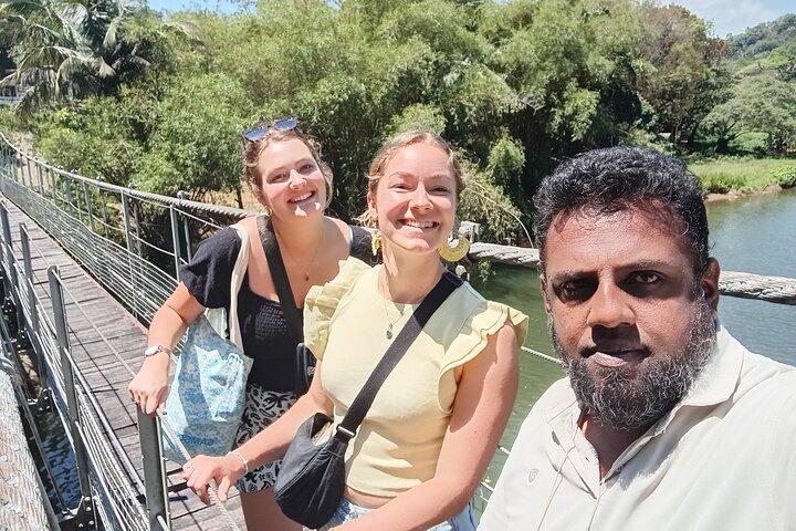 Kandy City Tour with Tuk-Tuk Private Experience