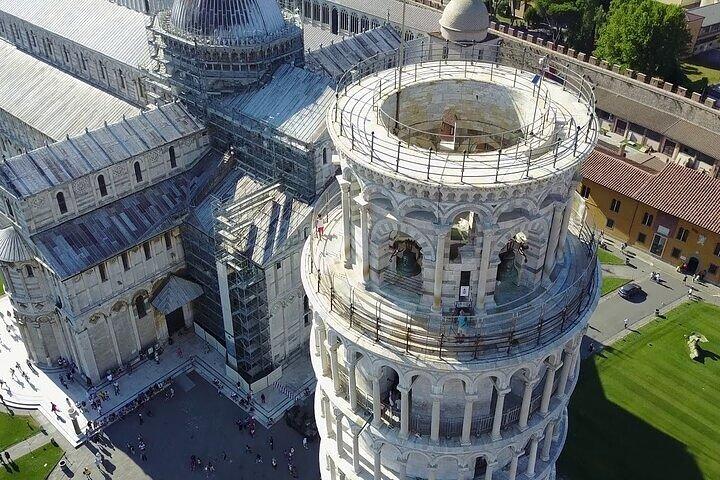 Exclusive Pisa Tour from Florence With Skip the Line Access