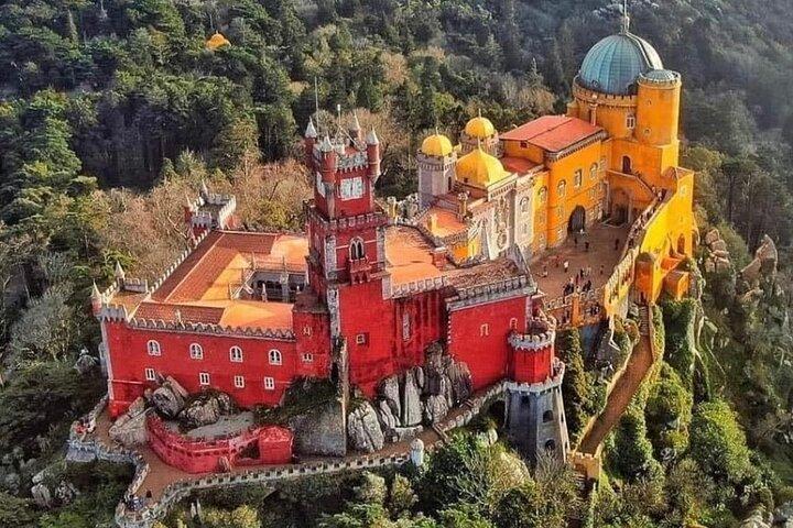 Sintra Half-Day Trip: Pena Palace, Streets & Quinta da Regaleira