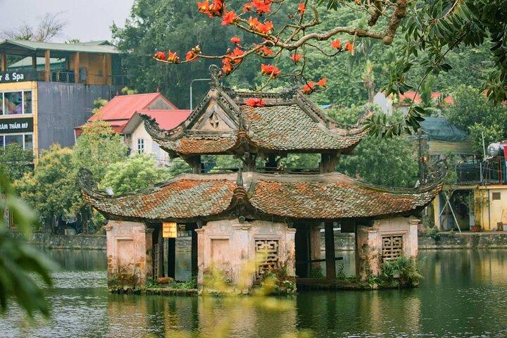 Hanoi Private Tour: Thay Pagoda & Duong Lam Ancient Village
