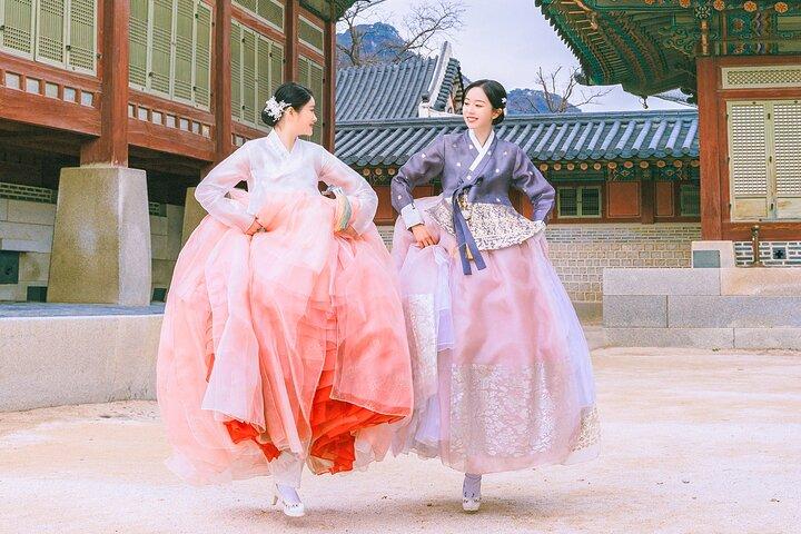 Gyeongbokgung Palace Hanbok Rental Experience Hanboknam (내국인불가)