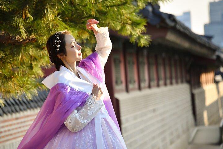 Gyeongbokgung Palace Hanbok Rental Experience Hanboknam (내국인불가)