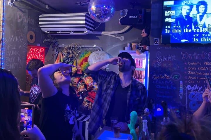 Osaka American village Bar hopping tour