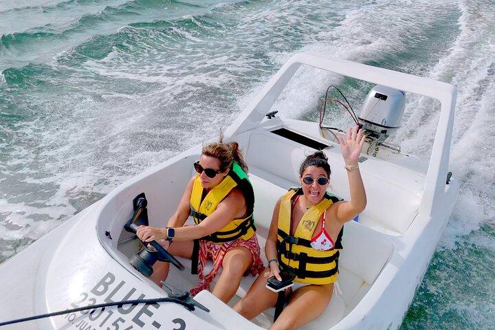 Speed Boat Tour in Cancun