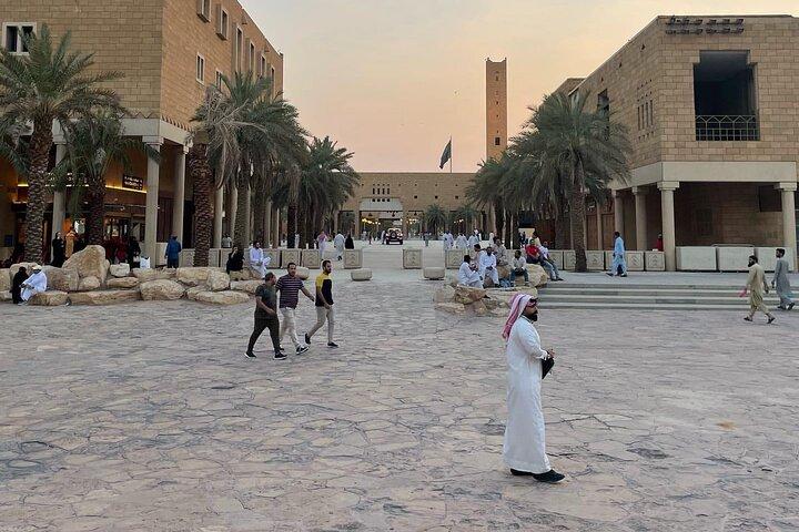 Riyadh City Highlights ,Tour with Local Guide and dinner