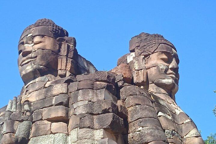 Private Taxi From Siem Reap To Phnom Penh - Angkor Best Driver
