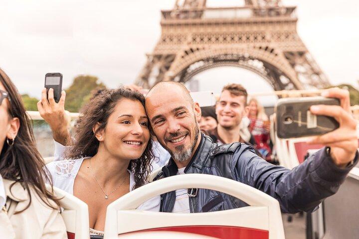 Paris by Rail - Sightseeing Bus and Eiffel Tower Champagne Lunch