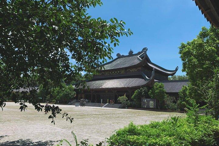 Hanoi: Deluxe Tour Discover Bai Dinh Pagoda, Trang An, Mua Caves