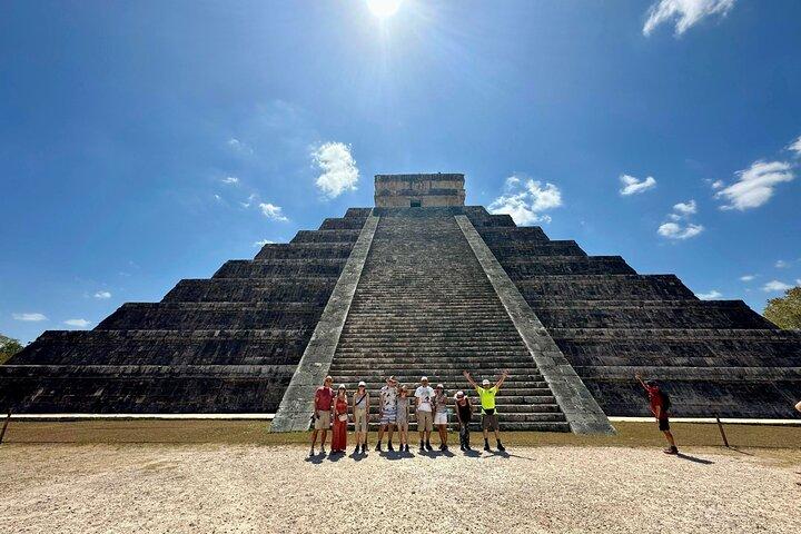From Merida: Chichen Itza Tour, Izamal, Cenote Ik Kil and Food