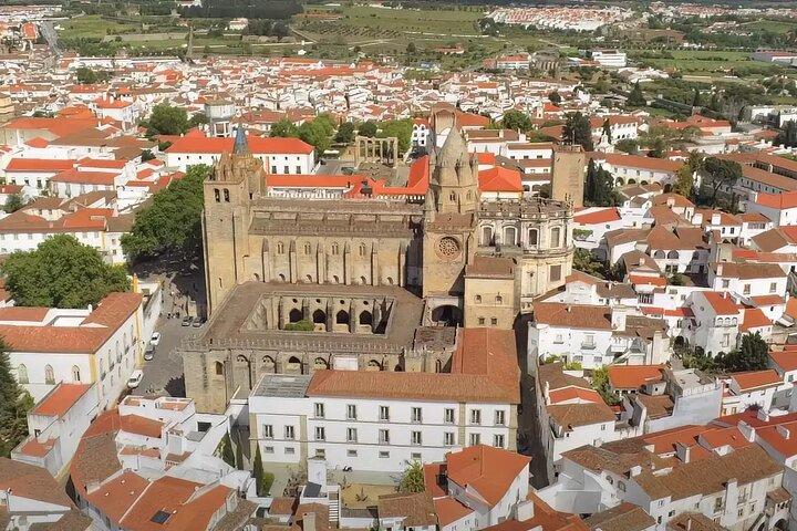From Lisbon to Evora Monsaraz Full Day Tour