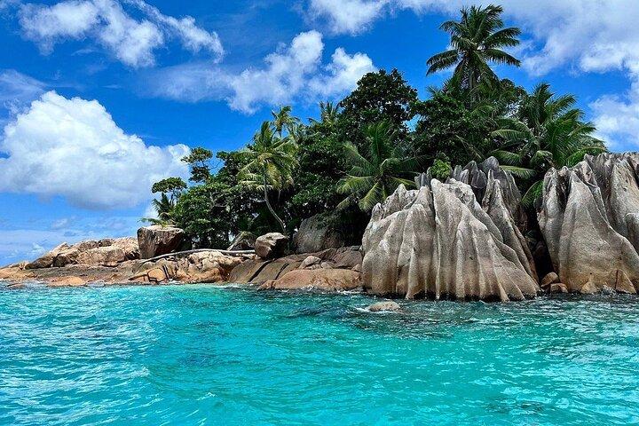 Half Day Snorkeling Sister,Coco and Felicite Islands from Praslin