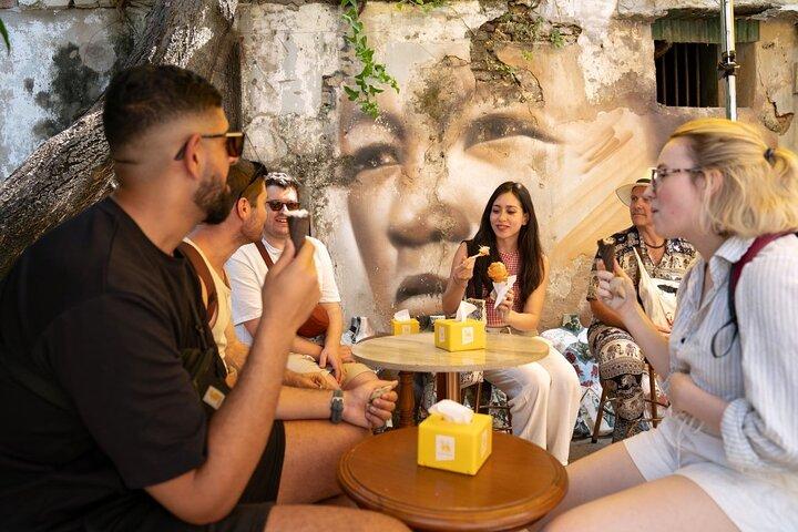 Bangkok Hidden Gems: Talad Noi, Chinatown & Street Food Tour