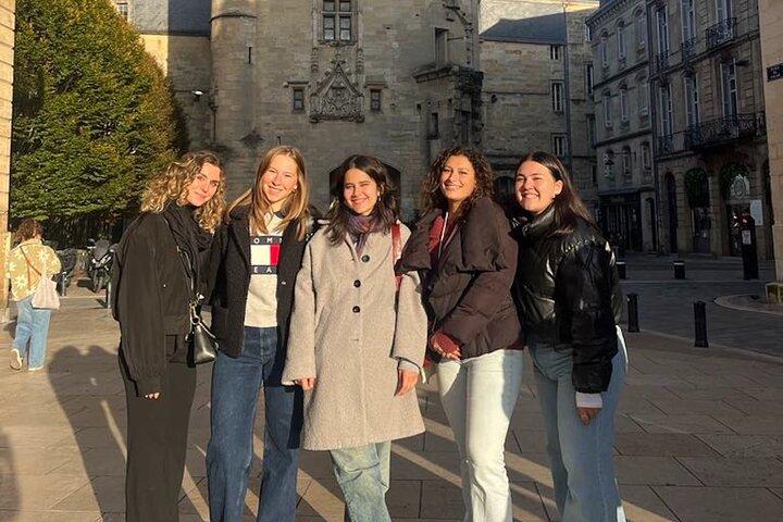 Bordeaux Small Group Guided Walking Tour