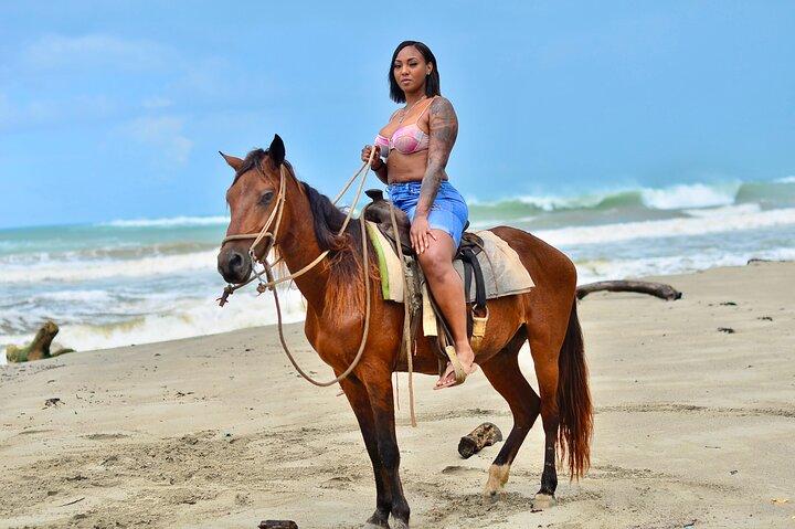 Private horseback riding Macao Beach in punta cana and Bayahibe