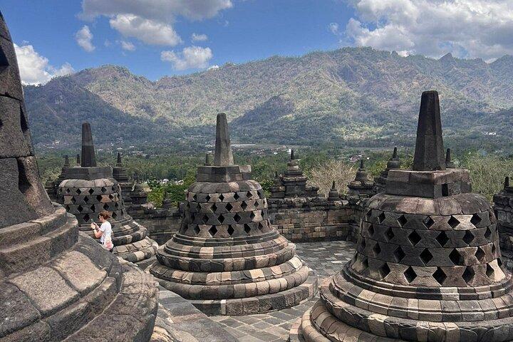 Borobudur Climb-up & Prambanan Day Trip All Inclusive