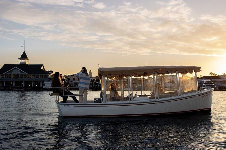 Electric Boat Rental Adventure in Newport Beach (up to 12 ppl)