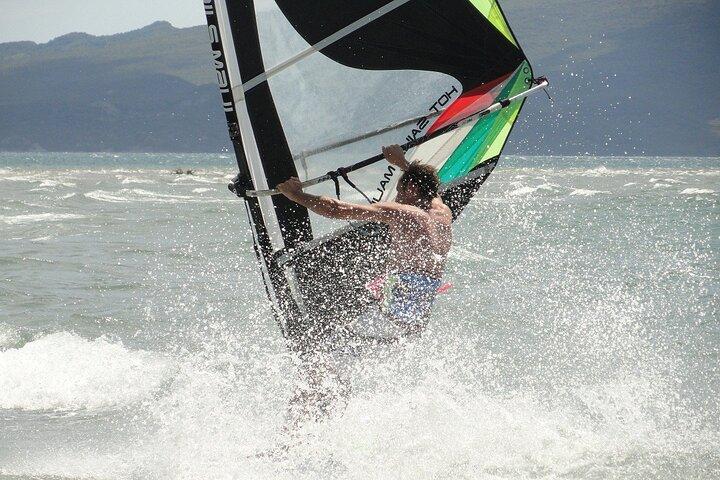 Exhilarating One Day Windsurfing Adventure