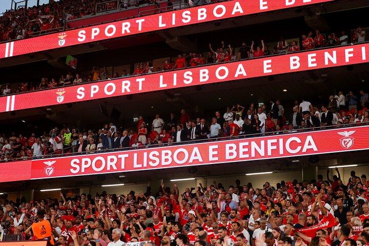 Lisbon SL Benfica Stadium & Museum Tour with Scarf