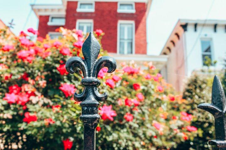 Historic Walking Tour of Victorian Louisville with Food & Bourbon