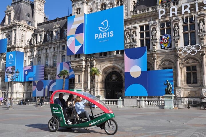 The Best of Paris in Private Rickshaw bike