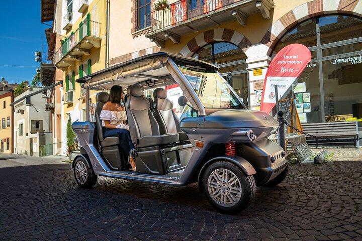Shopping in Rome: Private Golf Cart Tour