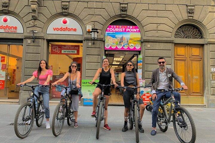 Florence 2 Hours Guided Sightseeing Bike Tour