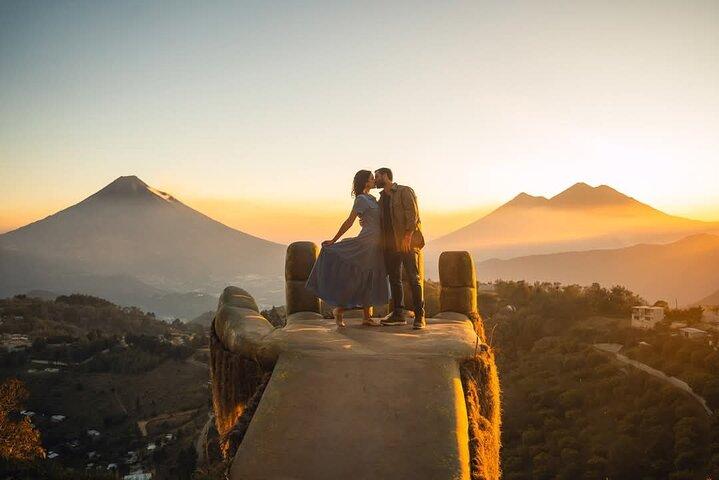 Hobbitenango and Cerro De La Cruz Half Day Tour