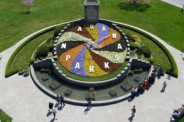 Niagara Falls In-Depth Tour from Toronto Small Group Max 13